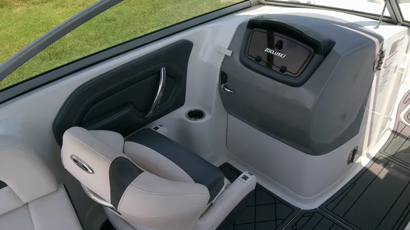 Slide: The Image of Chaparral 264 Sunesta 2017 - 11