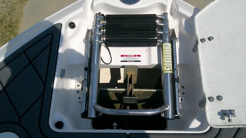 Slide: The Image of Chaparral 264 Sunesta 2017 - 14