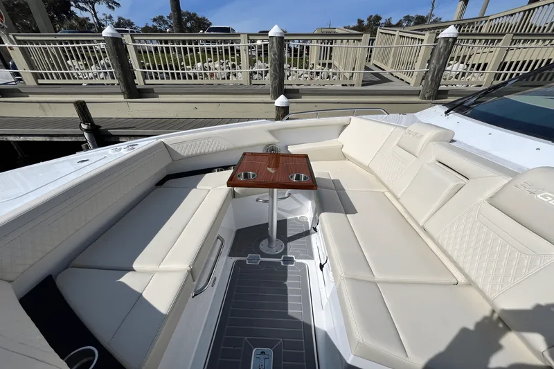 Slide: The Image of Cruisers Yachts 34 GLS Outboard 2025 - 22