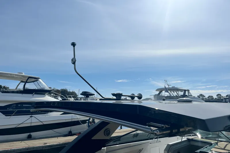 Slide: The Image of Cruisers Yachts 34 GLS Outboard 2025 - 24