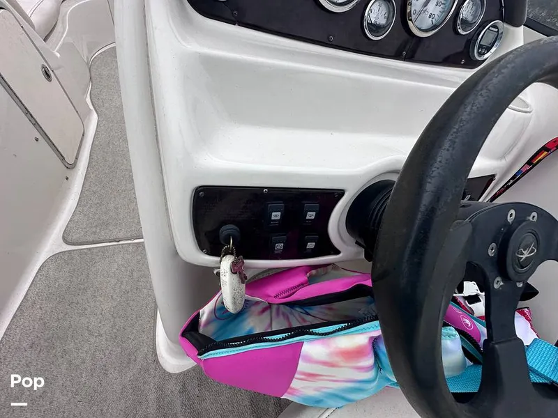 Slide: The Image of Monterey 220 Explorer Sport 2001 - 13457790