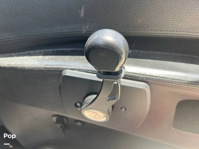 Slide: The Image of Throttle/shift: Elec - 12890148