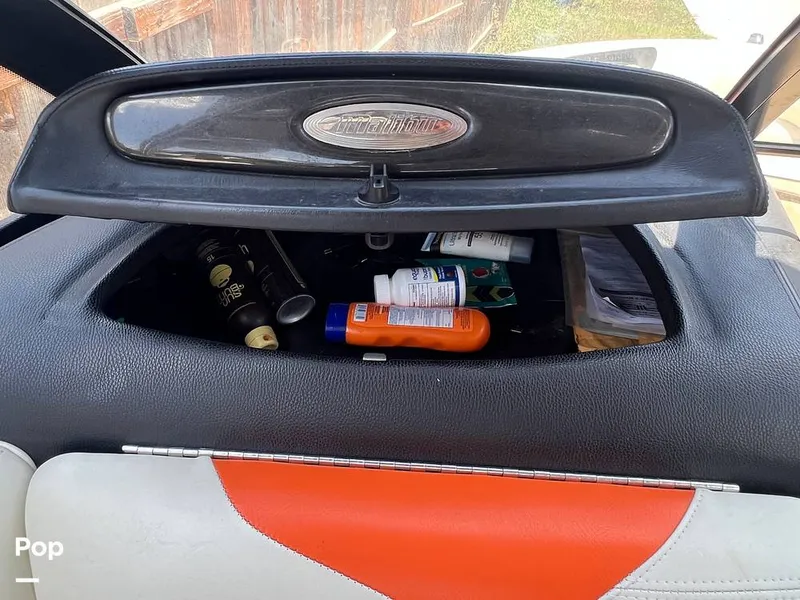 Slide: The Image of Glove Box - 12890144