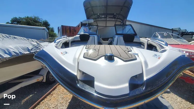 Slide: The Image of Yamaha 242X 2017 - 12956754