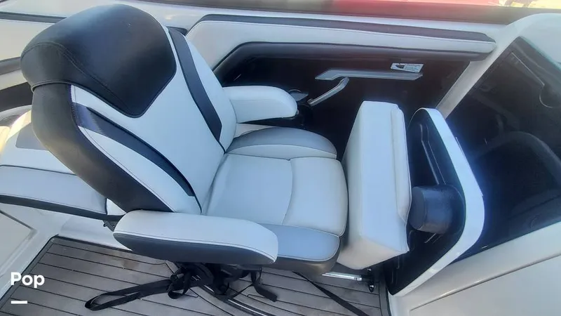 Slide: The Image of Yamaha 242X 2017 - 12956843