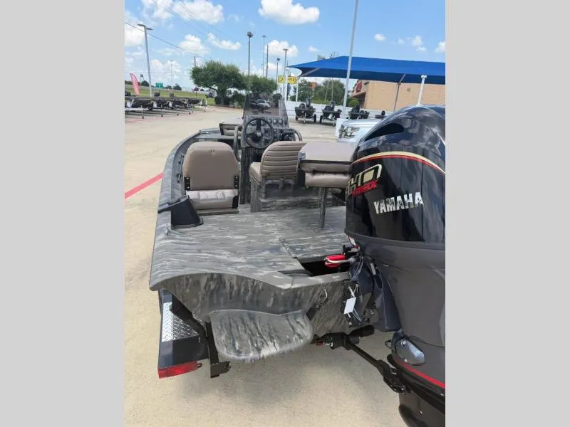 Slide: The Image of War Eagle 961 BLACKHAWK 2026 - 19