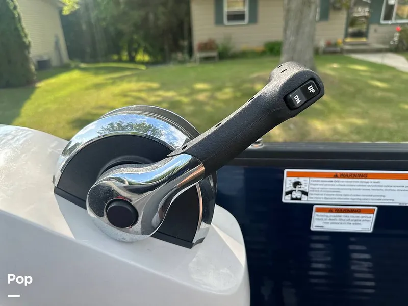 Slide: The Image of Manitou Aurora LE 25 RF VP 2021 - 13080280
