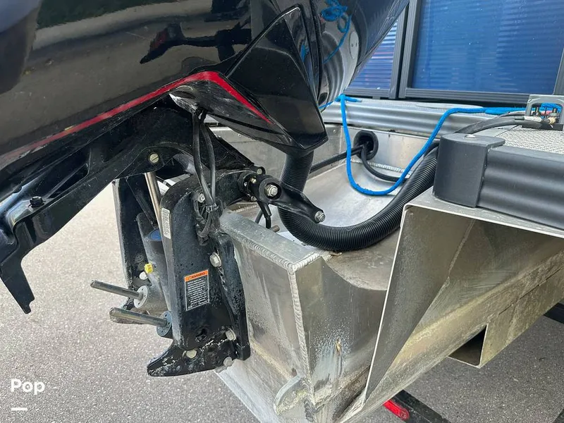 Slide: The Image of Manitou Aurora LE 25 RF VP 2021 - 13080322