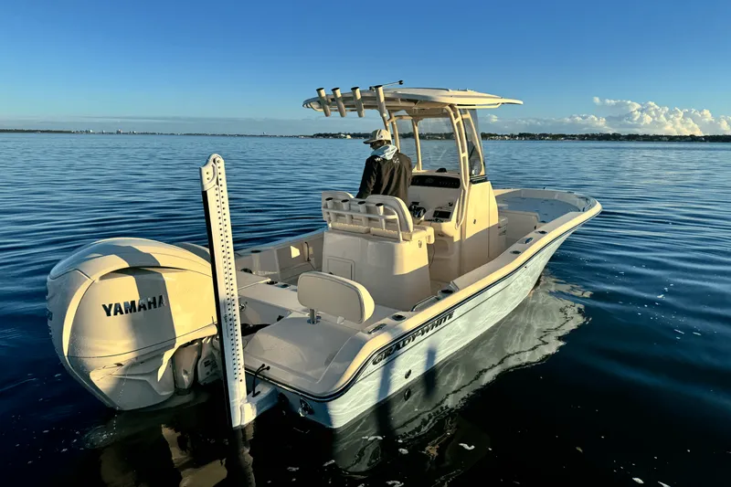 Slide: The Image of Grady-White 231 CE 2025 - 10