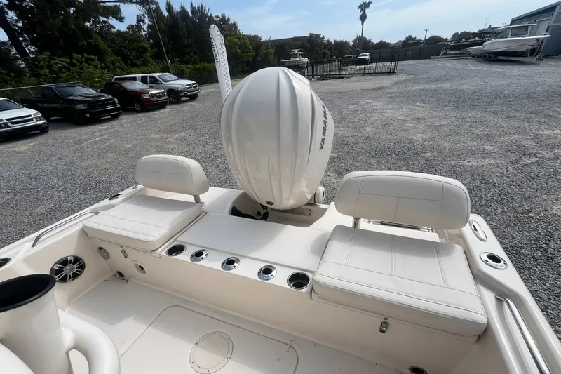 Slide: The Image of Grady-White 231 CE 2025 - 13