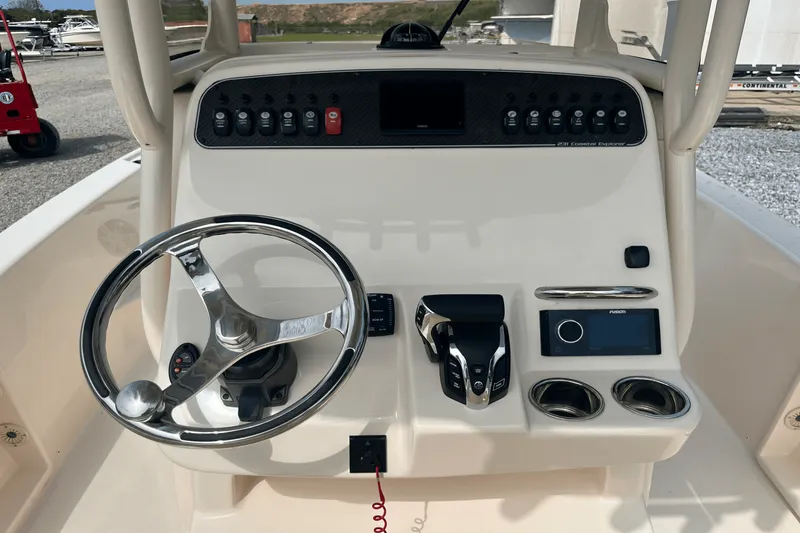 Slide: The Image of Grady-White 231 CE 2025 - 15