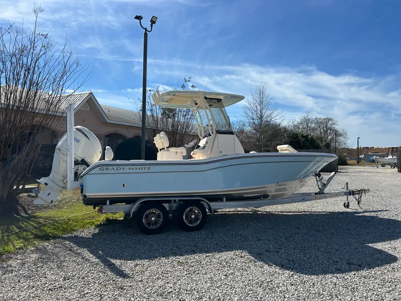 Slide: The Image of Grady-White 231 CE 2025 - 2