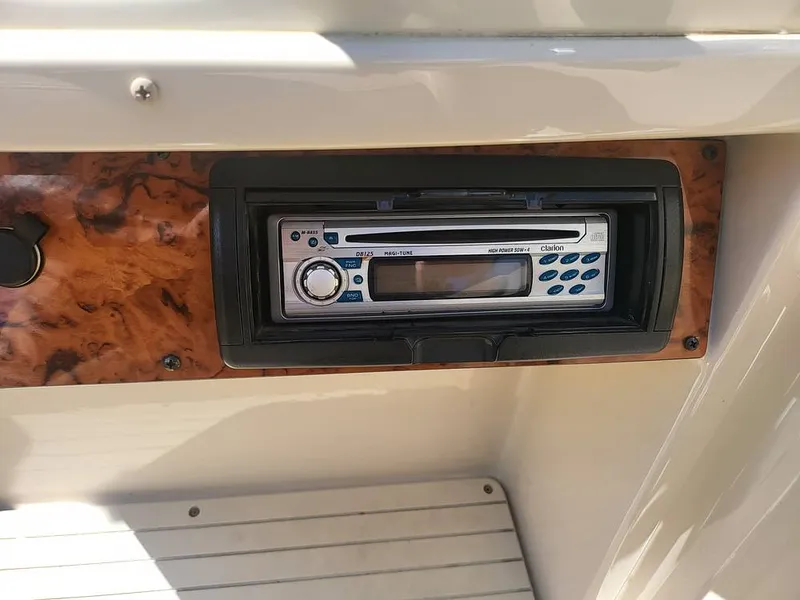 Slide: The Image of Larson 214 Escape 2003 - 12961706