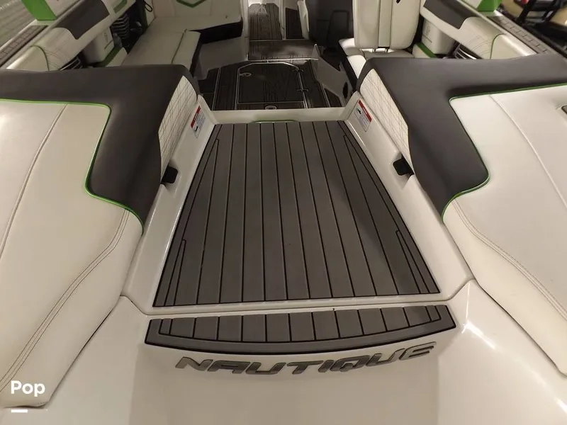 Slide: The Image of Air Nautique G23 2017 - 12852335