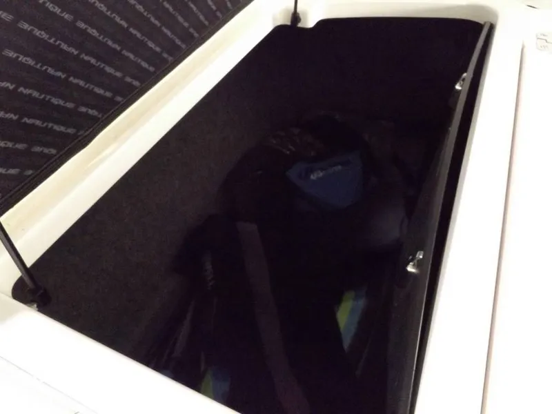 Slide: The Image of Air Nautique G23 2017 - 12853927