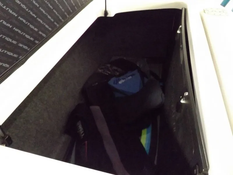 Slide: The Image of Air Nautique G23 2017 - 12853929