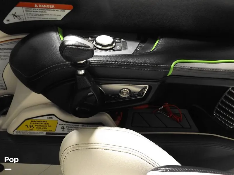 Slide: The Image of Throttle And Helm Command - 12854002