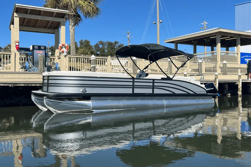 Slide: The Image of Harris 250 Sunliner 2025 - 1