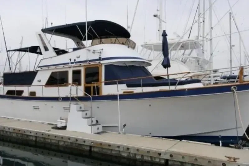 The Image of CHB Sedan Trawler 1983 - 0