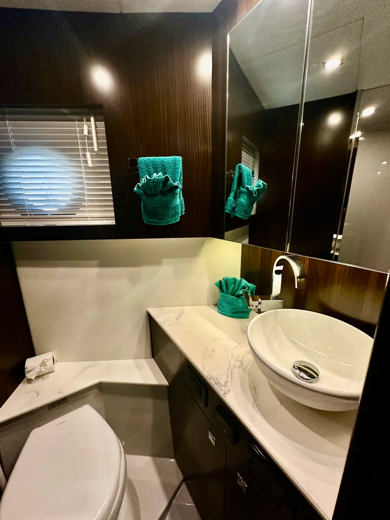 Slide: The Image of Cruisers Yachts 42 CANTIUS 2023 - 23