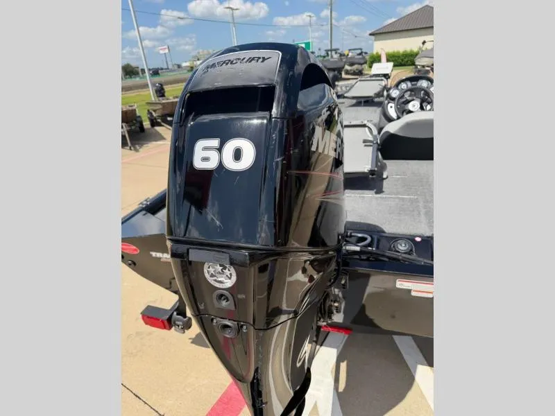 Slide: The Image of Tracker PRO TEAM 175 TXW 2018 - 19
