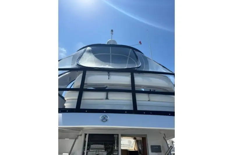 Slide: The Image of Sea Ray 44 Sedan Bridge 2006 - 15