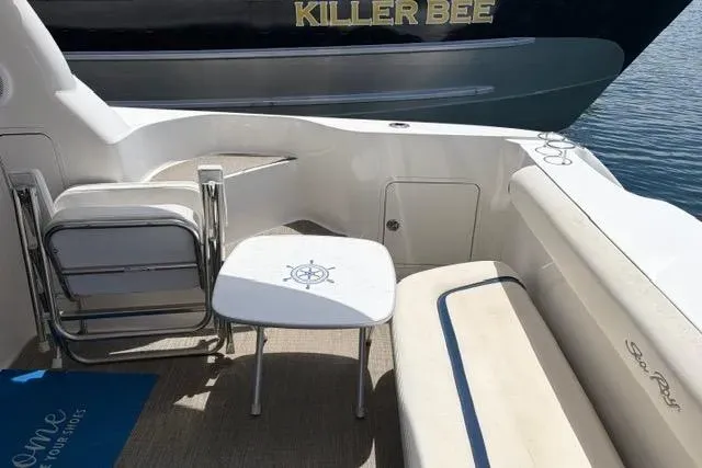 Slide: The Image of Sea Ray 44 Sedan Bridge 2006 - 21