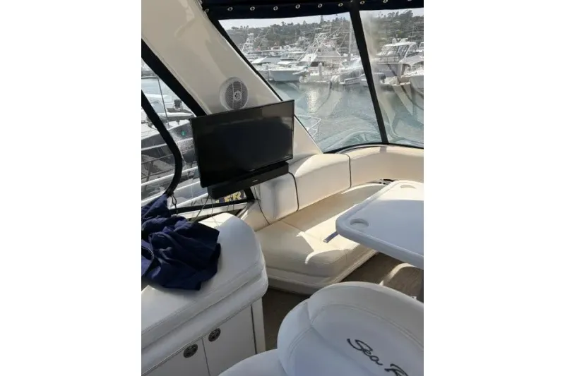 Slide: The Image of Sea Ray 44 Sedan Bridge 2006 - 18