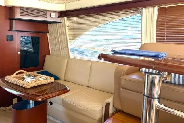 Slide: The Image of Sea Ray 44 Sedan Bridge 2006 - 8