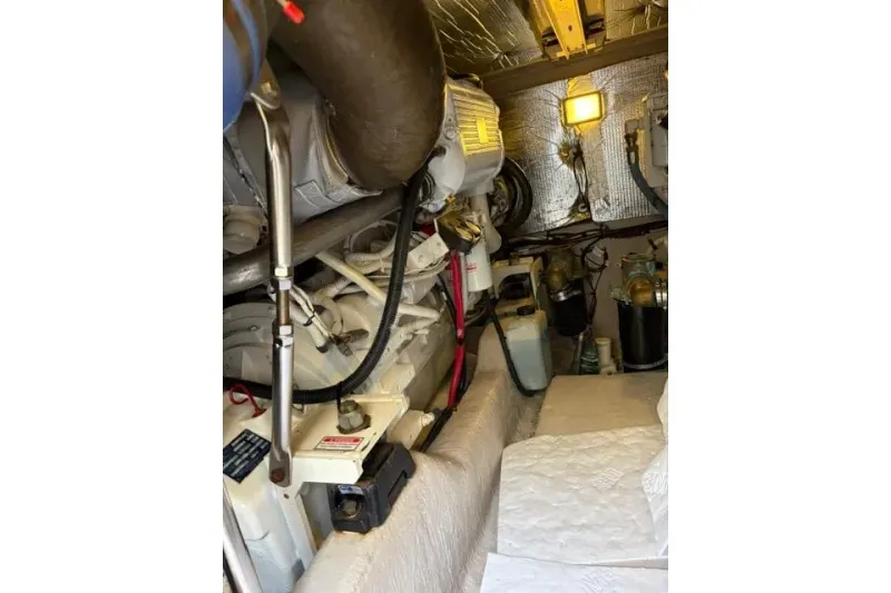 Slide: The Image of Sea Ray 44 Sedan Bridge 2006 - 23
