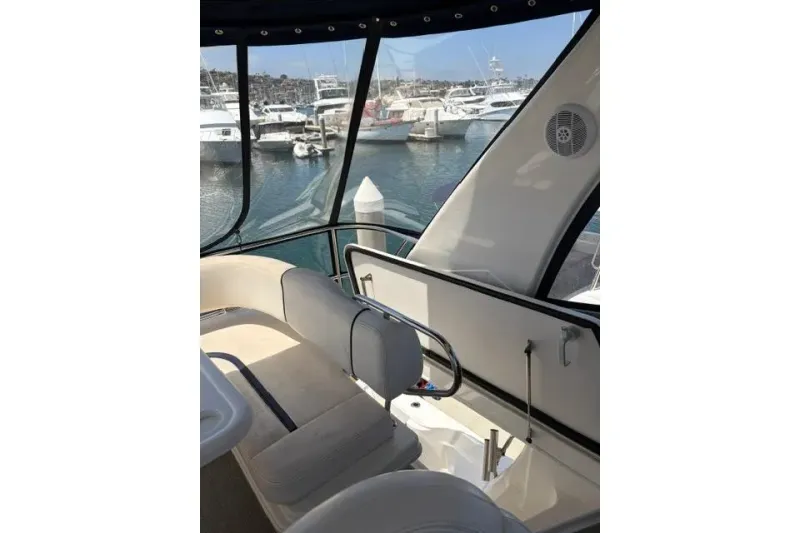 Slide: The Image of Sea Ray 44 Sedan Bridge 2006 - 20