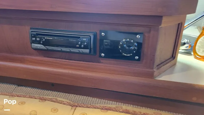 Slide: The Image of Carver Mariner 3297 1989 - 13272709