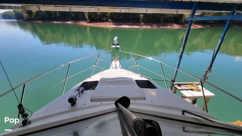 Slide: The Image of Carver Yachts Mariner 3297 1989 - 13272657