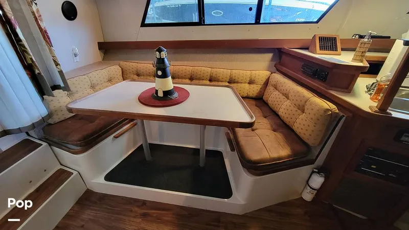 Slide: The Image of Carver Yachts Mariner 3297 1989 - 13272707