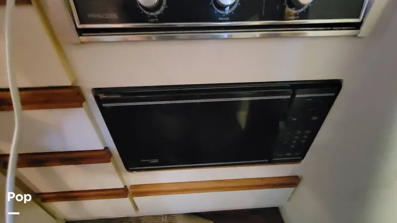 Slide: The Image of Carver Yachts Mariner 3297 1989 - 13272819