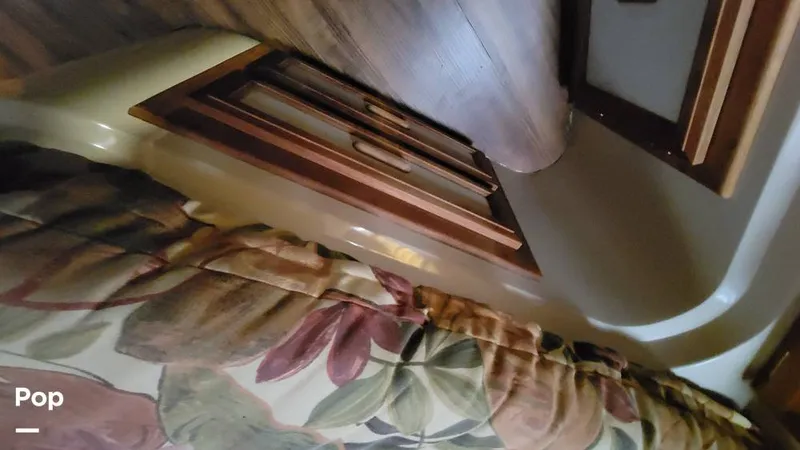 Slide: The Image of Carver Yachts Mariner 3297 1989 - 13272829