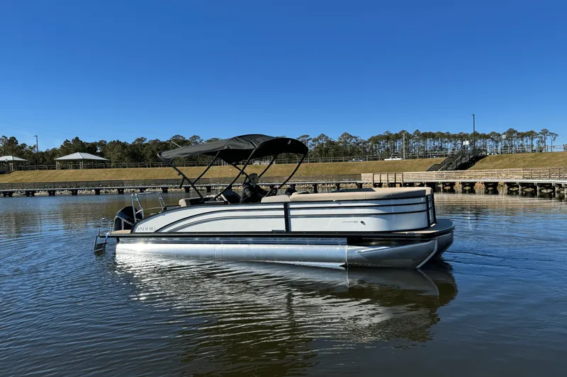 Slide: The Image of Harris 230 Cruiser 2025 - 2