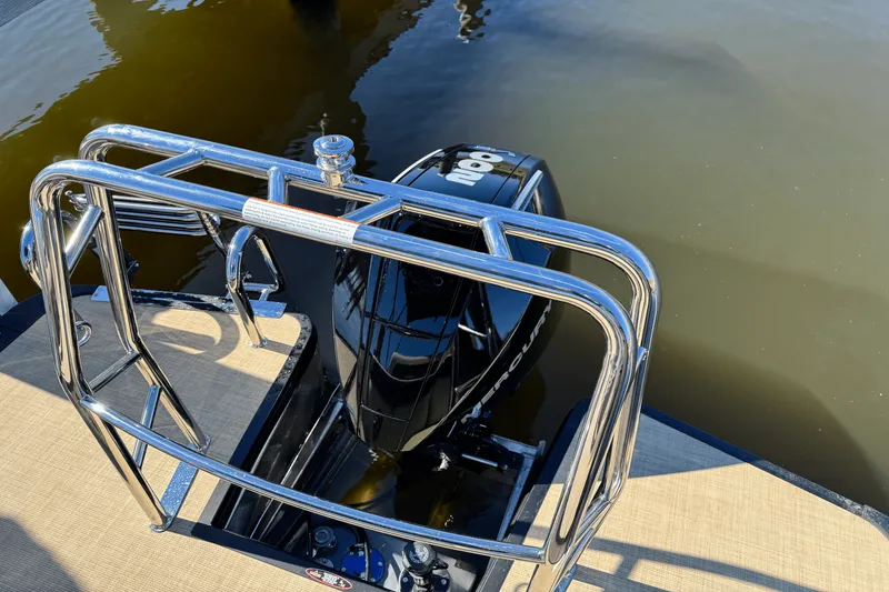 Slide: The Image of Harris 230 Cruiser 2025 - 25