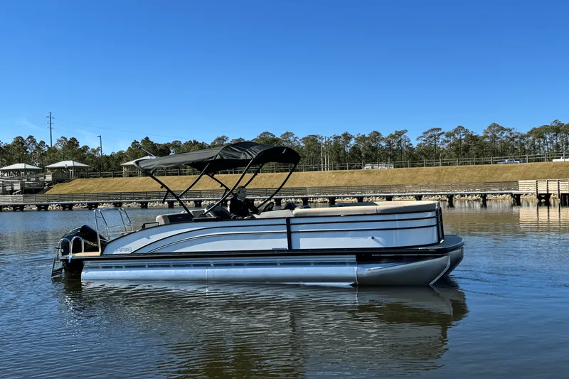 Slide: The Image of Harris 230 Cruiser 2025 - 3