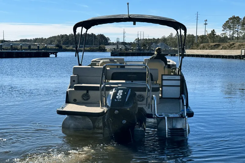 Slide: The Image of Harris 230 Cruiser 2025 - 9