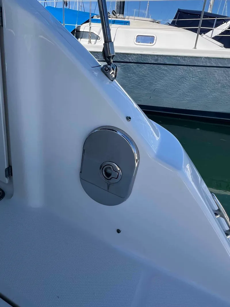 Slide: The Image of Sea Ray Sundancer 280 2013 - 12