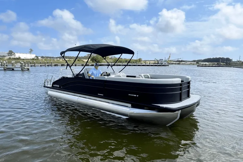 Slide: The Image of Harris 230 Cruiser 2025 - 2