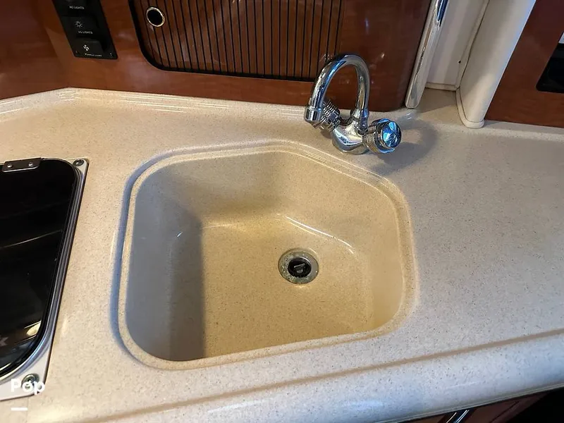 Slide: The Image of Sea Ray 300 Sundancer 2002 - 12920270