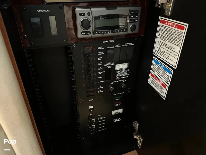 Slide: The Image of Sea Ray 300 Sundancer 2002 - 12920289