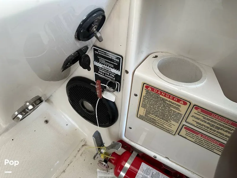 Slide: The Image of Sea Ray 300 Sundancer 2002 - 12920241