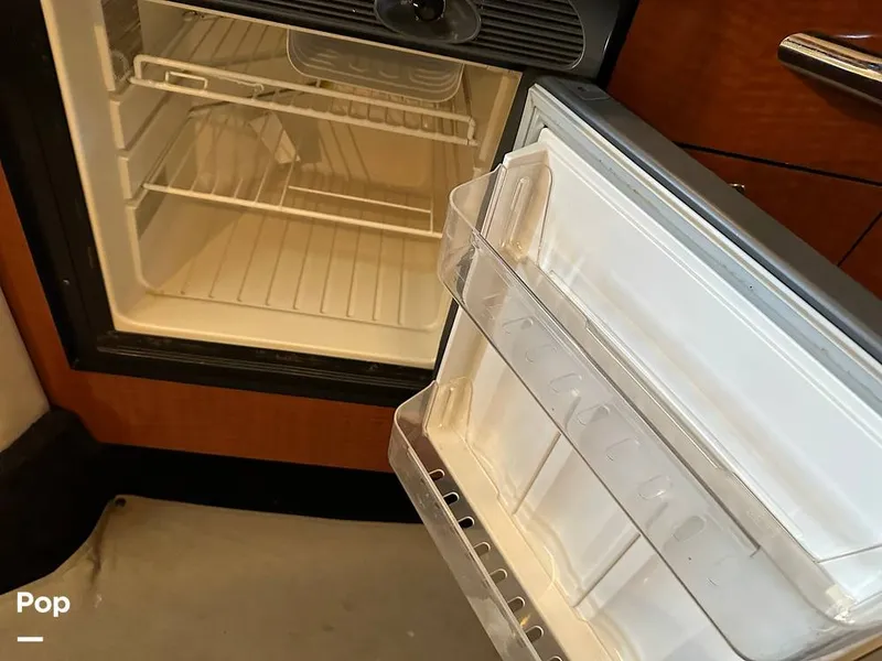 Slide: The Image of Sea Ray 300 Sundancer 2002 - 12920261