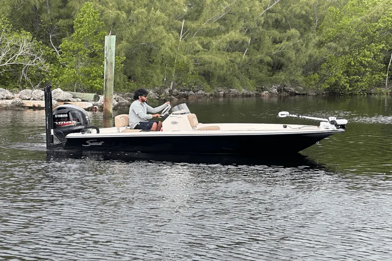 Slide: The Image of Scout 177 Sport 2025 - 4