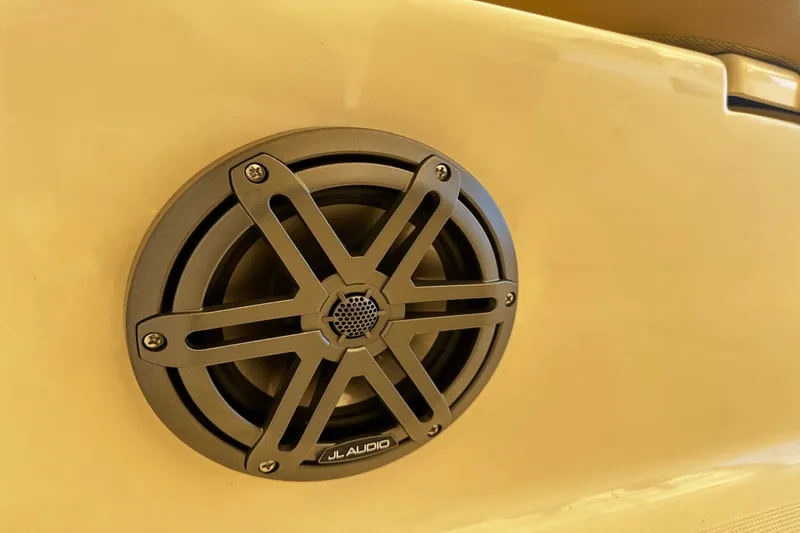 Slide: The Image of Scout 177 Sport 2025 - 8