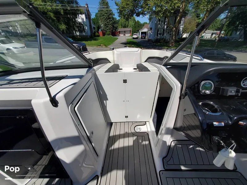 Slide: The Image of Yamaha 212S 2020 - 13060936