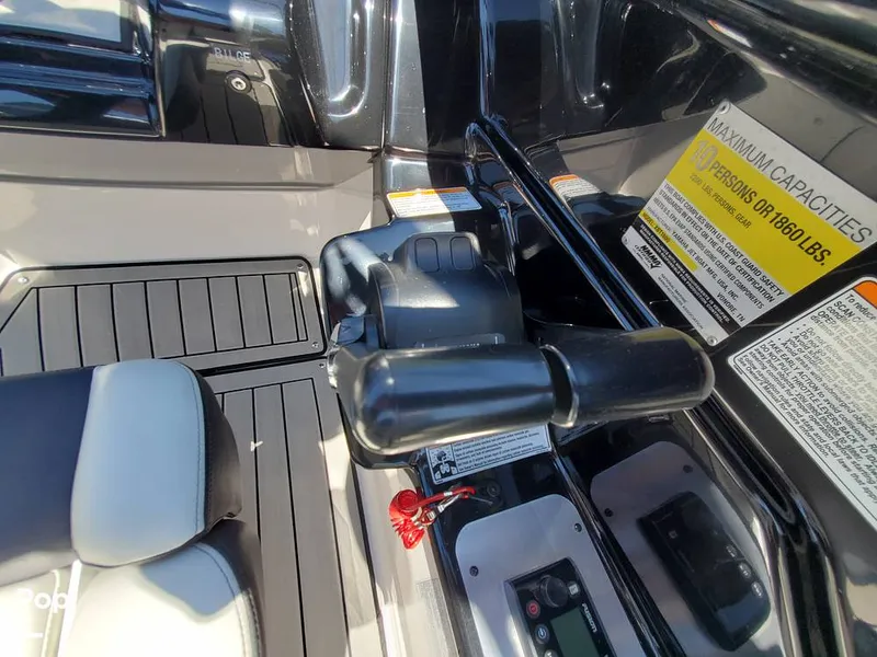 Slide: The Image of Yamaha 212S 2020 - 13060979